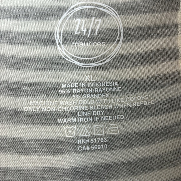 Maurices 24/7 size XL gray and white striped tank top - Picture 8 of 8